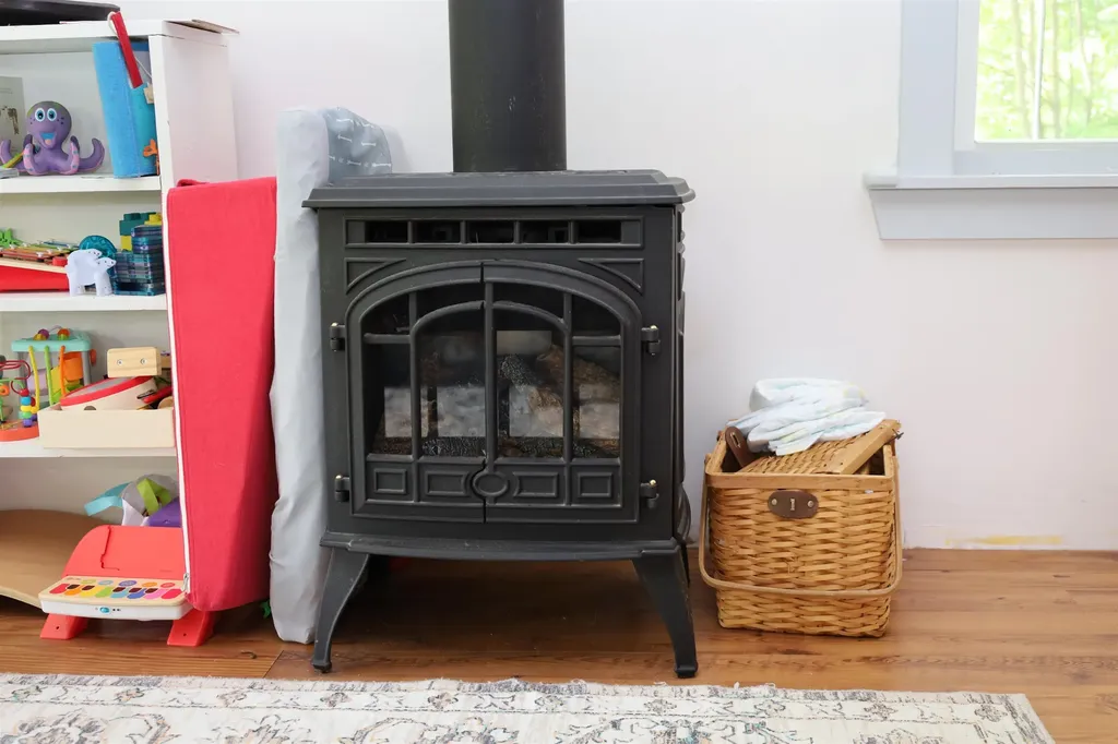 80 Fox Road Newark VT 05871