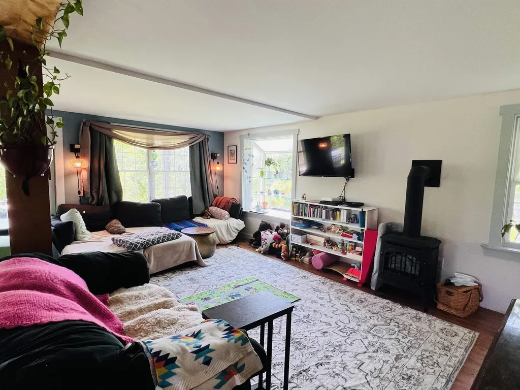 80 Fox Road Newark VT 05871