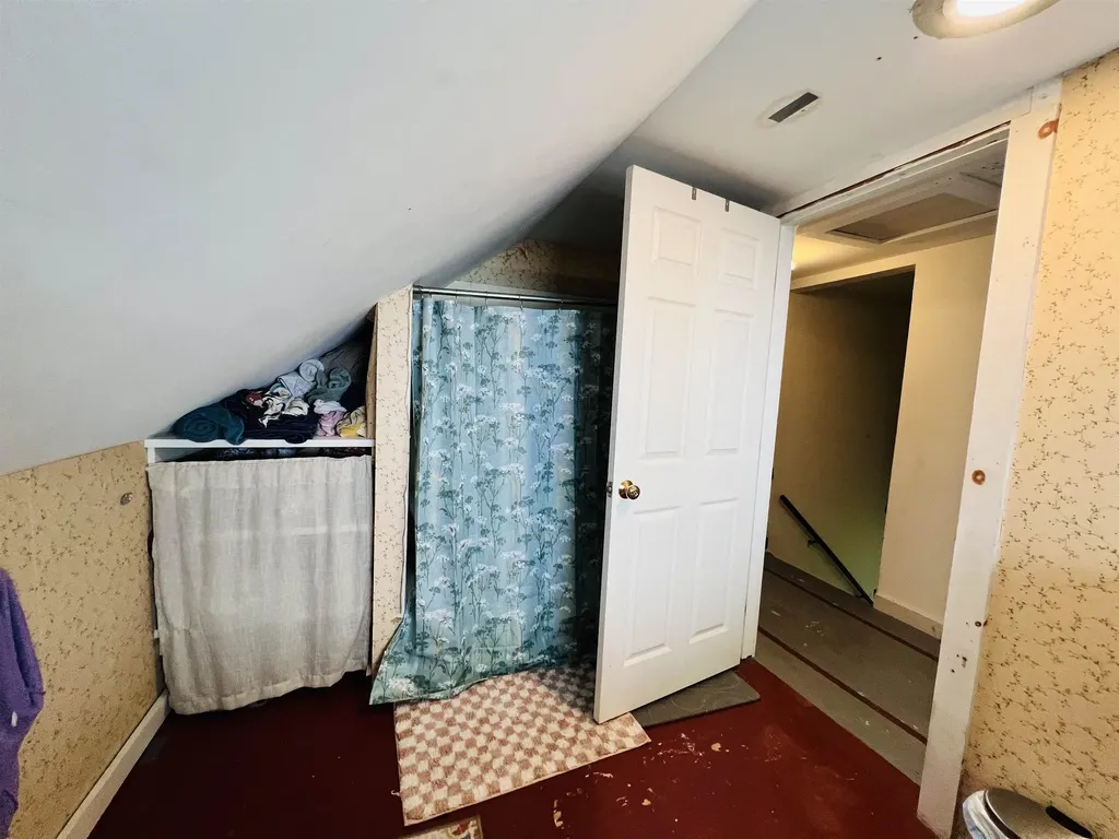 80 Fox Road Newark VT 05871