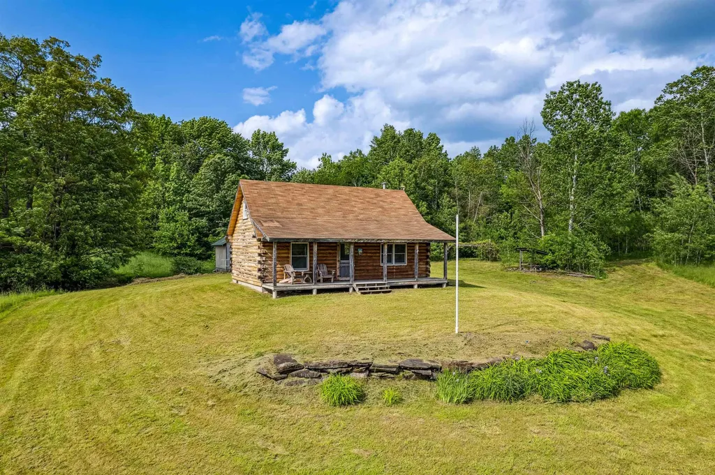 28 New Brighton Hill Road Tunbridge VT 05077