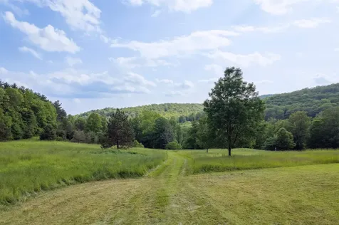 28 New Brighton Hill Road Tunbridge VT 05077
