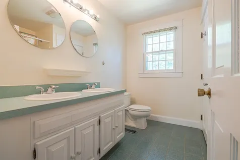 4 Spaulding Street Concord NH 03301