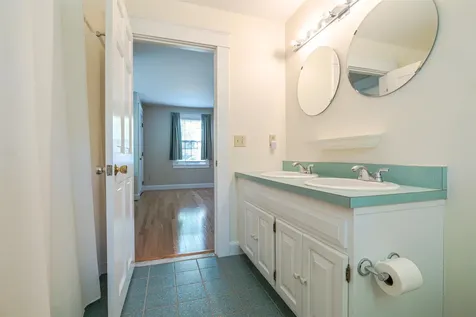 4 Spaulding Street Concord NH 03301