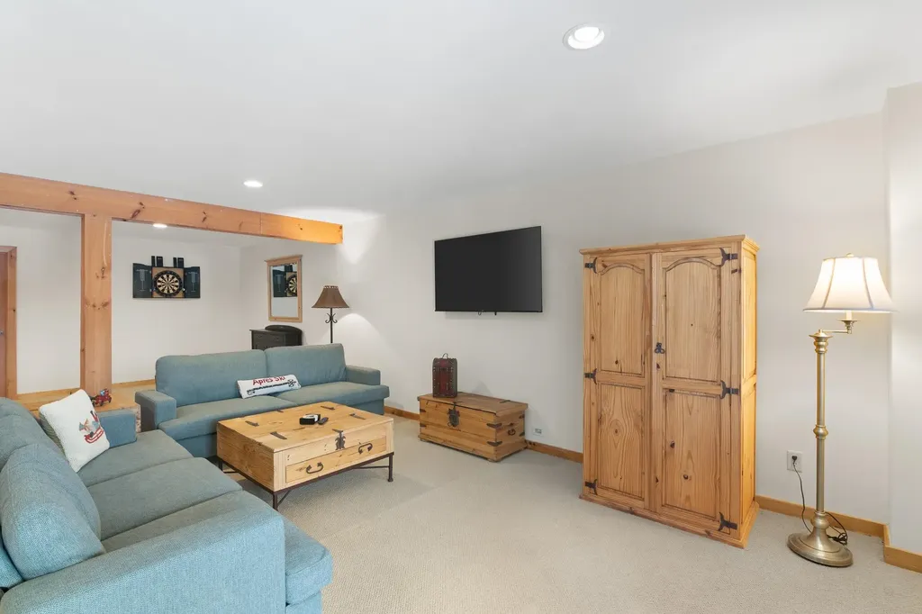 42 Sugar House Road Dover VT 05356