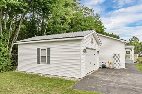 638 Benton Drive Laconia NH 03246