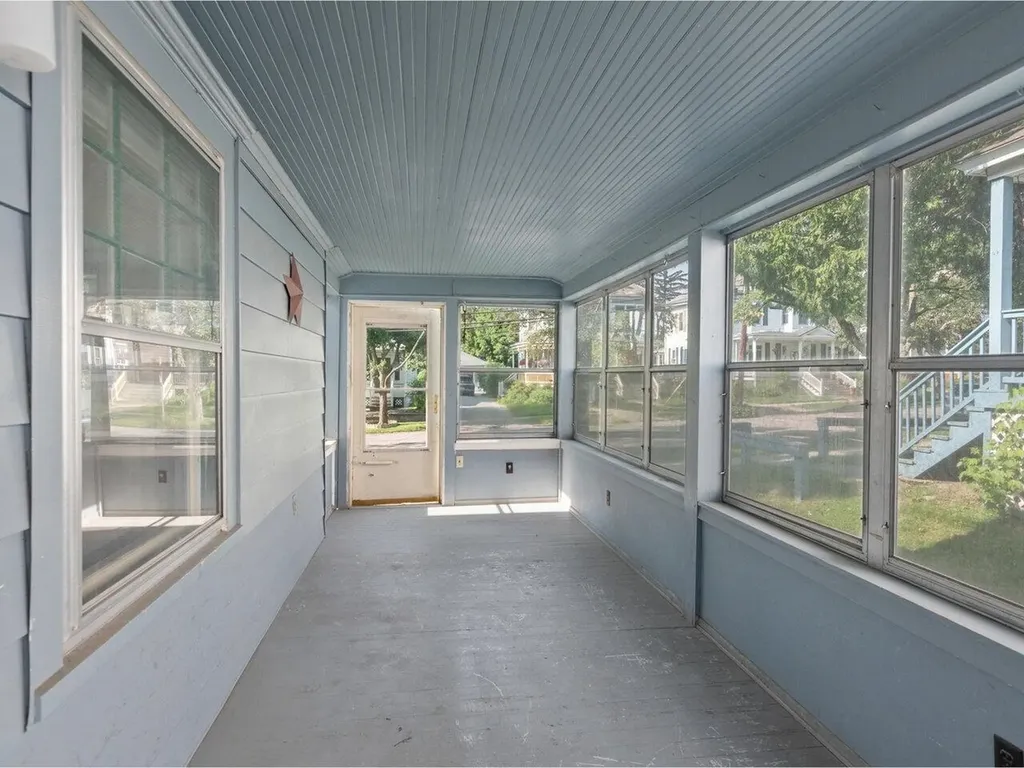 159 Loomis Street Burlington VT 05401