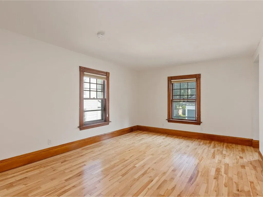 159 Loomis Street Burlington VT 05401