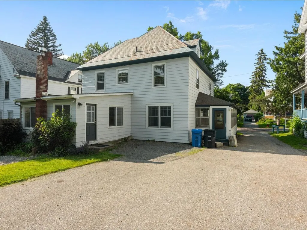 159 Loomis Street Burlington VT 05401