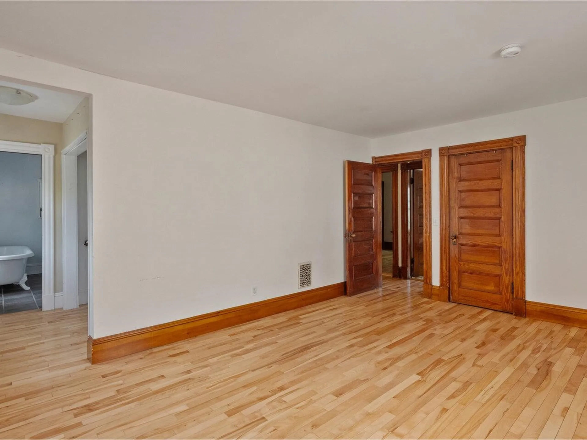 159 Loomis Street Burlington VT 05401