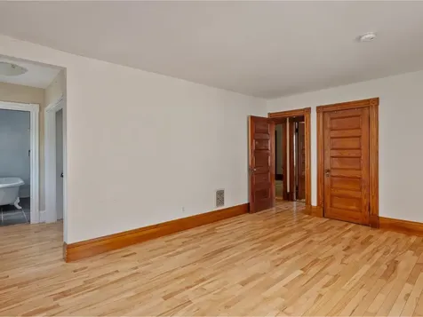 159 Loomis Street Burlington VT 05401