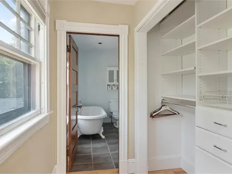 159 Loomis Street Burlington VT 05401