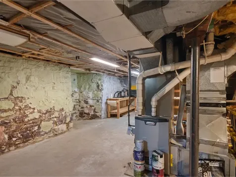 159 Loomis Street Burlington VT 05401