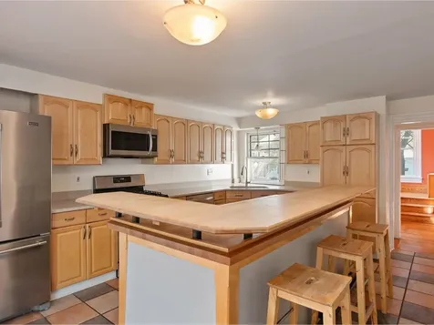 159 Loomis Street Burlington VT 05401