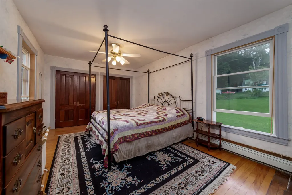 31 Abbey Road Hartford VT 05001