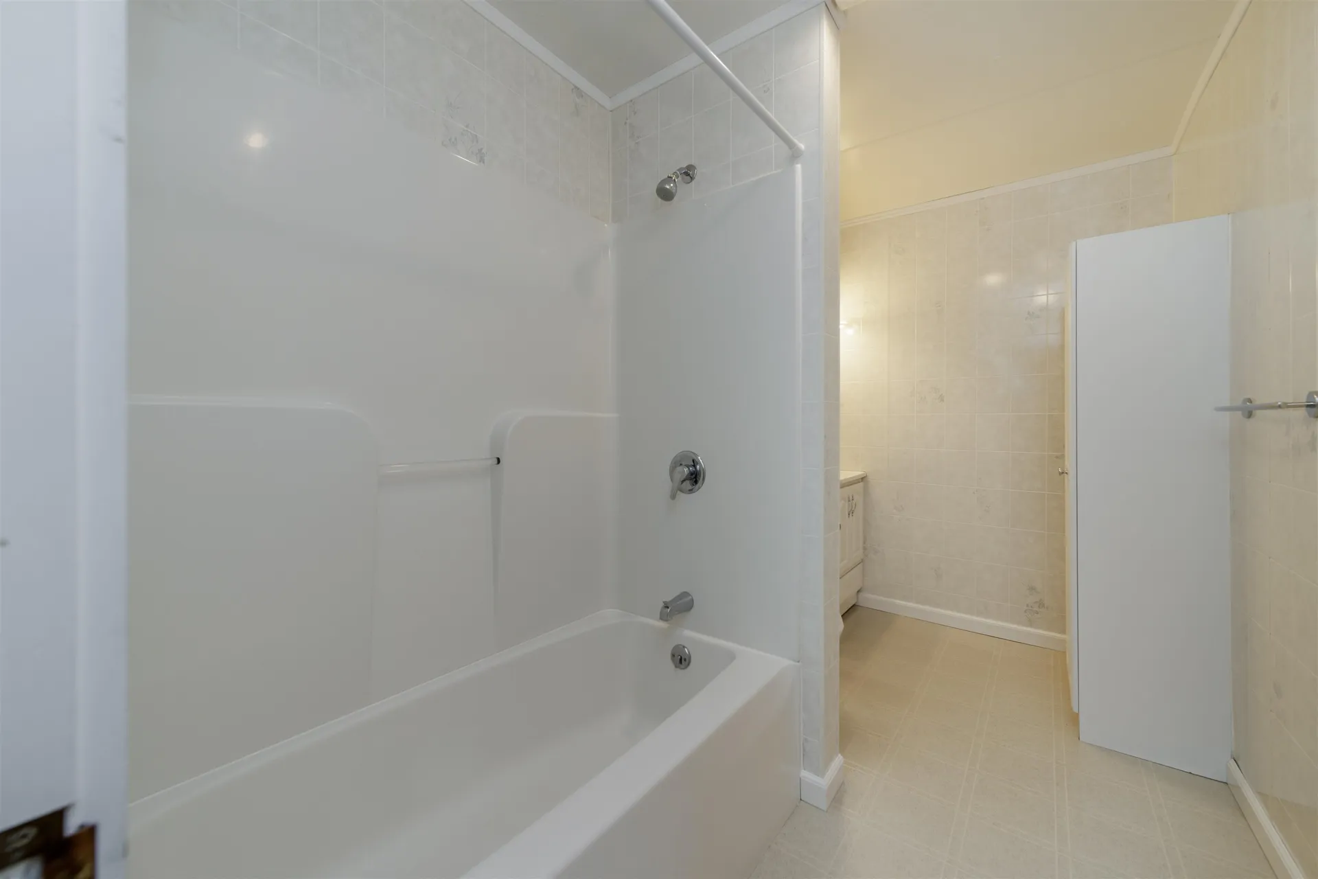 31 Abbey Road Hartford VT 05001