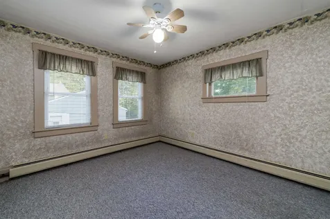 31 Abbey Road Hartford VT 05001