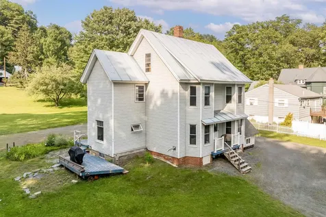 31 Abbey Road Hartford VT 05001