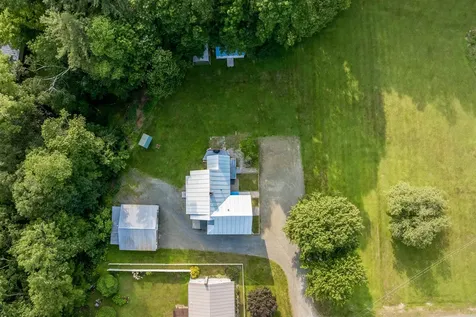 31 Abbey Road Hartford VT 05001