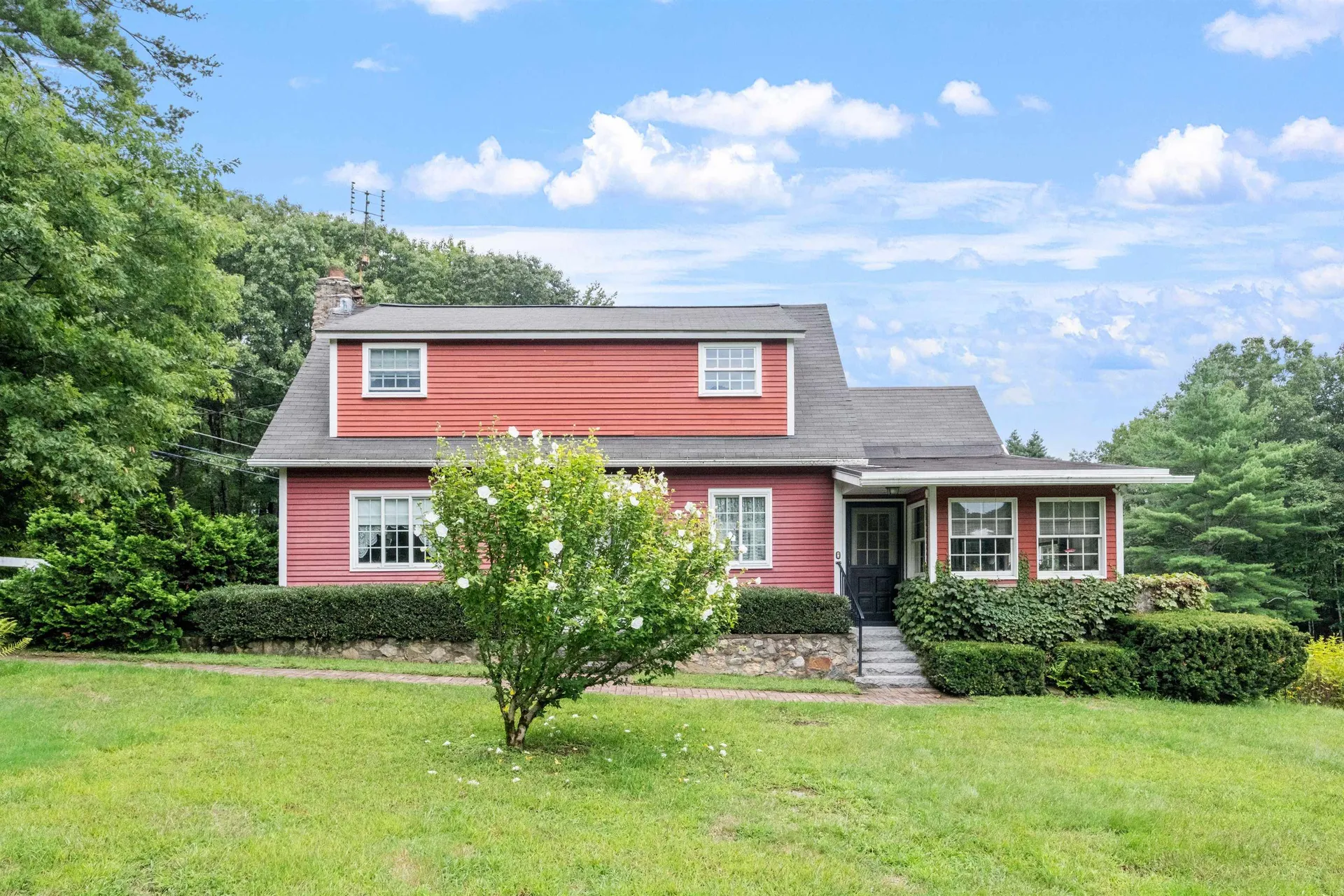 2 Tinker Road Bedford NH 03110