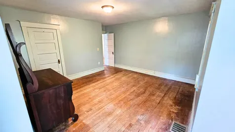 81 Wall Street Springfield VT 05156