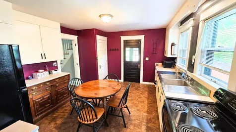 81 Wall Street Springfield VT 05156