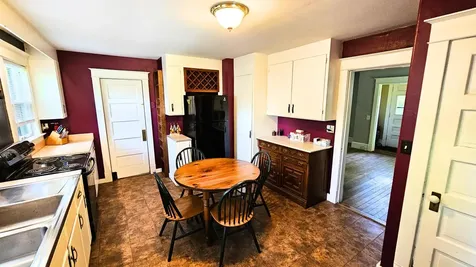 81 Wall Street Springfield VT 05156