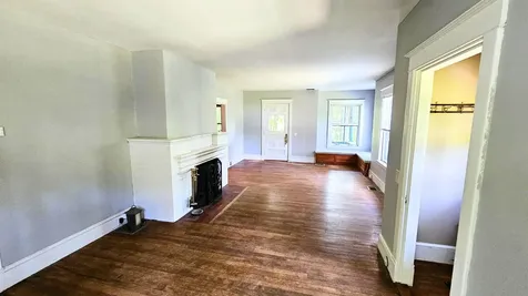 81 Wall Street Springfield VT 05156