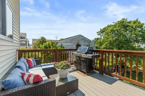 29 Nudd Avenue Hampton NH 03842