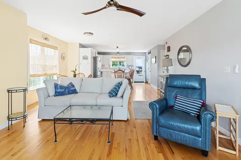 29 Nudd Avenue Hampton NH 03842