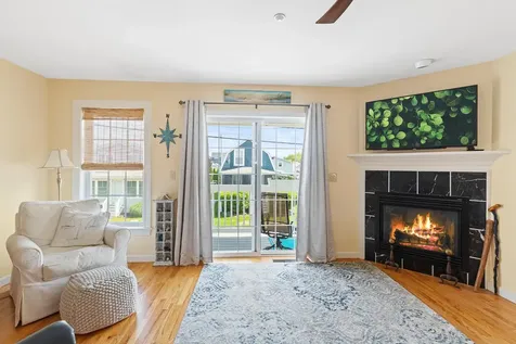 29 Nudd Avenue Hampton NH 03842