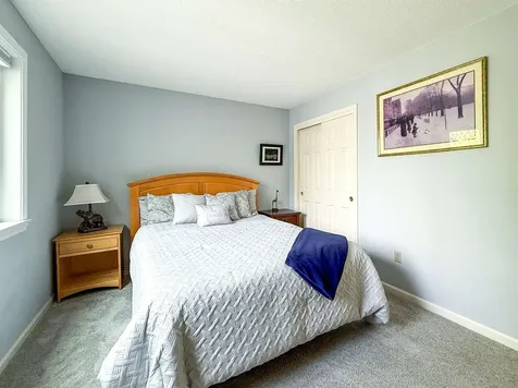40 Laurel Court Nashua NH 03062