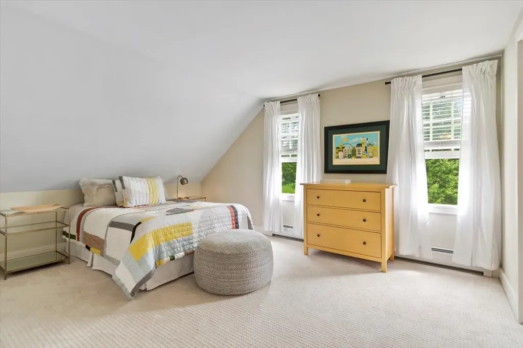 1721 Vt Route 11 Londonderry VT 05148