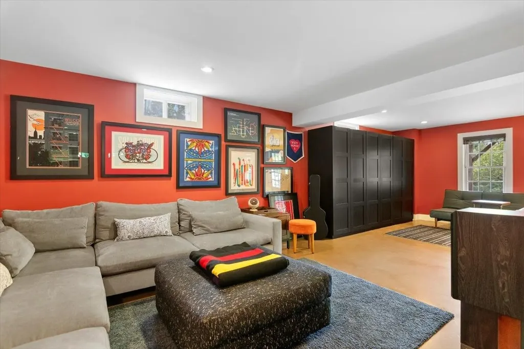 1721 Vt Route 11 Londonderry VT 05148