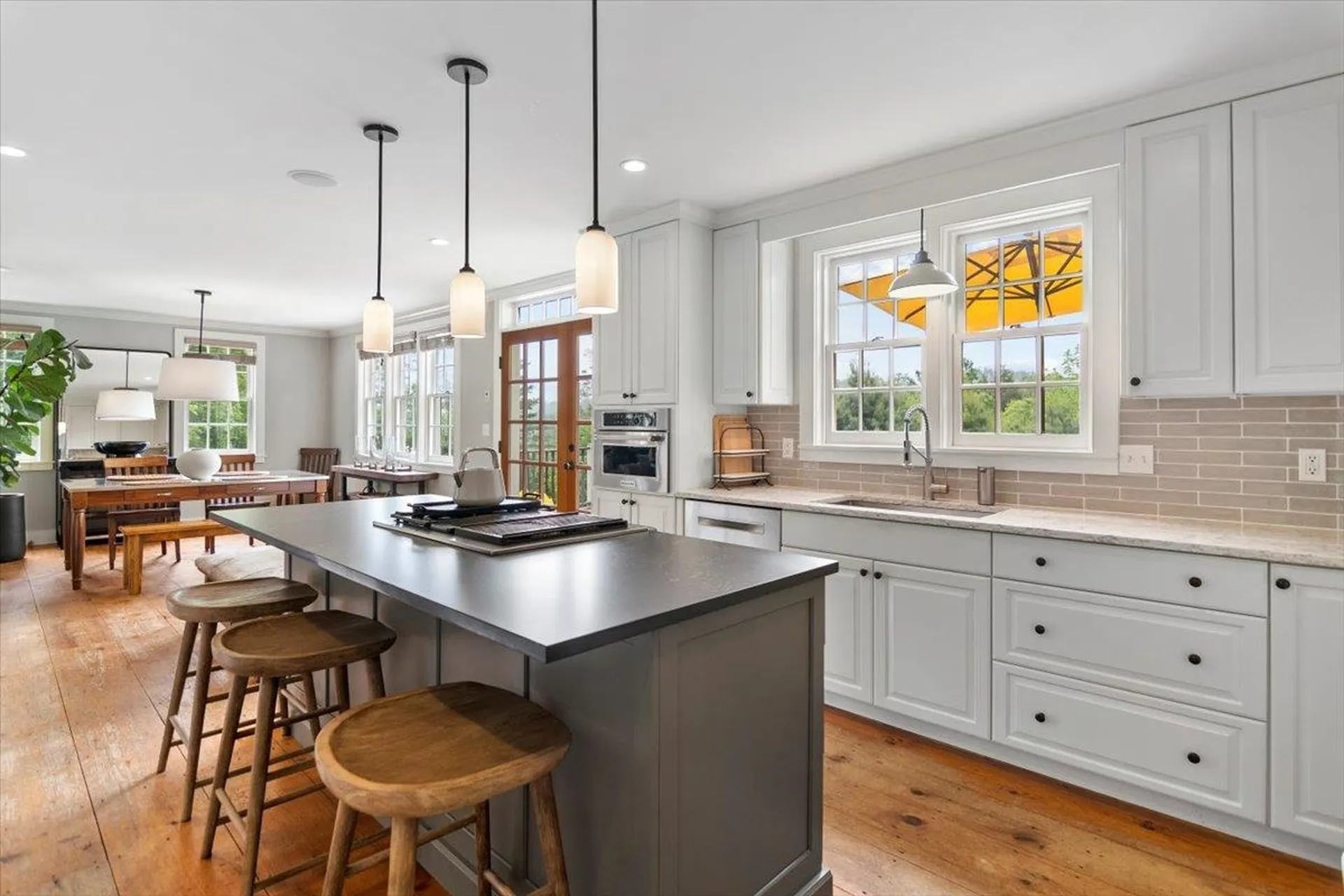 1721 Vt Route 11 Londonderry VT 05148