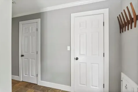 1721 Vt Route 11 Londonderry VT 05148