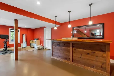 1721 Vt Route 11 Londonderry VT 05148