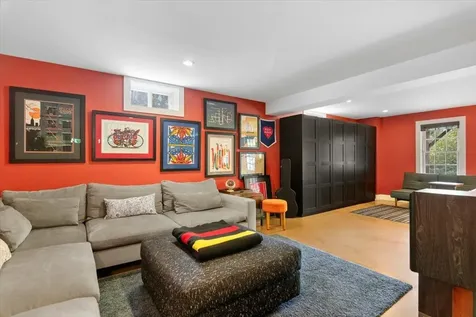 1721 Vt Route 11 Londonderry VT 05148