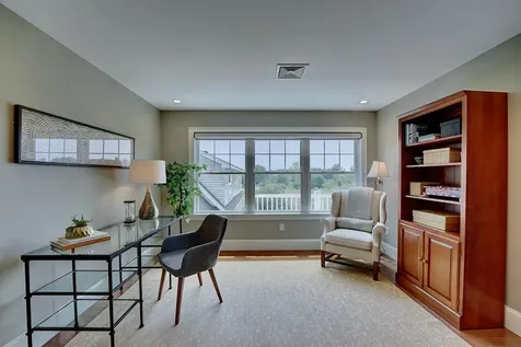 16 Maple Road North Hampton NH 03862