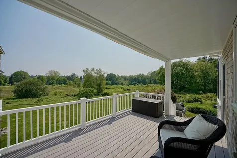16 Maple Road North Hampton NH 03862
