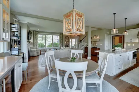 16 Maple Road North Hampton NH 03862