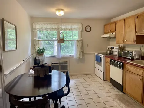 21 Folly Mill Terrace Seabrook NH 03874
