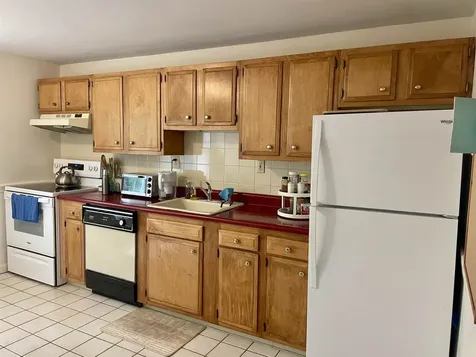 21 Folly Mill Terrace Seabrook NH 03874