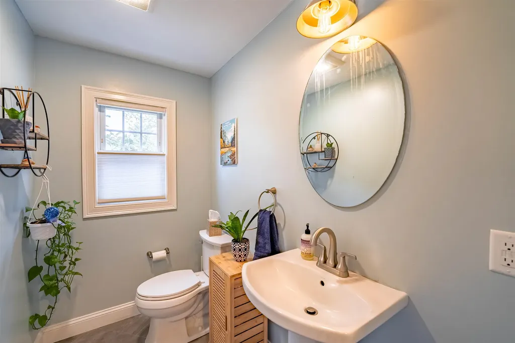 397 Ethan Allen Parkway Burlington VT 05408