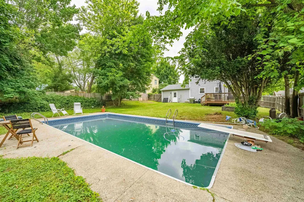 397 Ethan Allen Parkway Burlington VT 05408