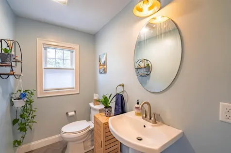 397 Ethan Allen Parkway Burlington VT 05408