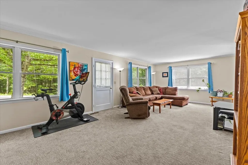 829 Stage Road Richmond VT 05477