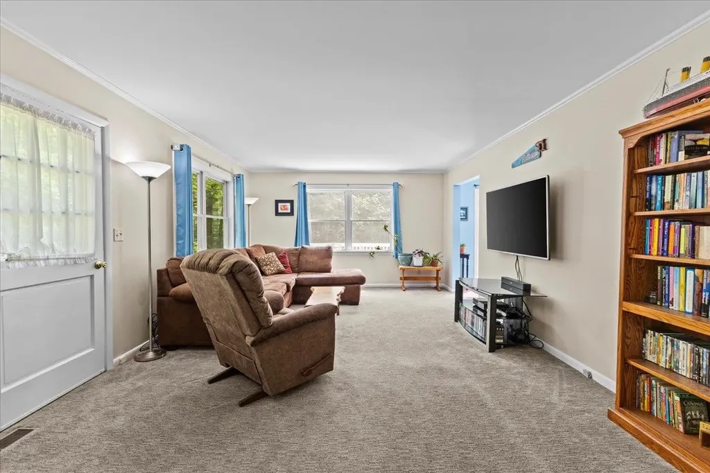 829 Stage Road Richmond VT 05477