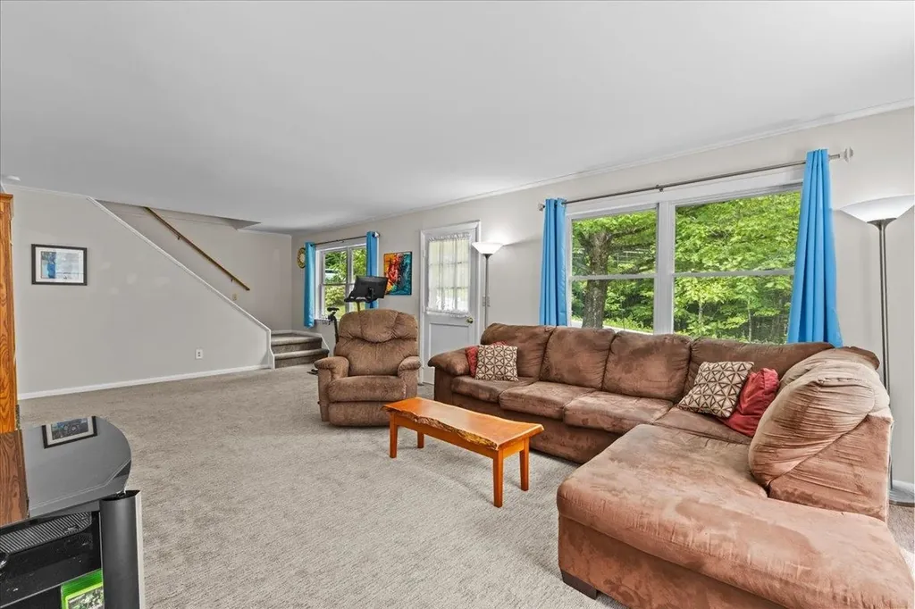 829 Stage Road Richmond VT 05477