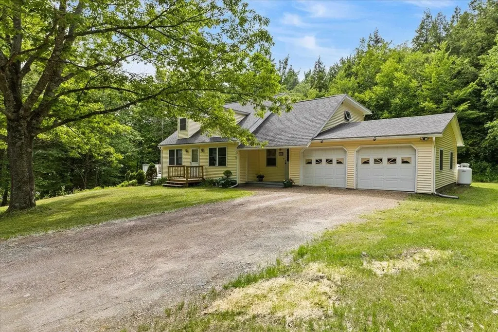 829 Stage Road Richmond VT 05477