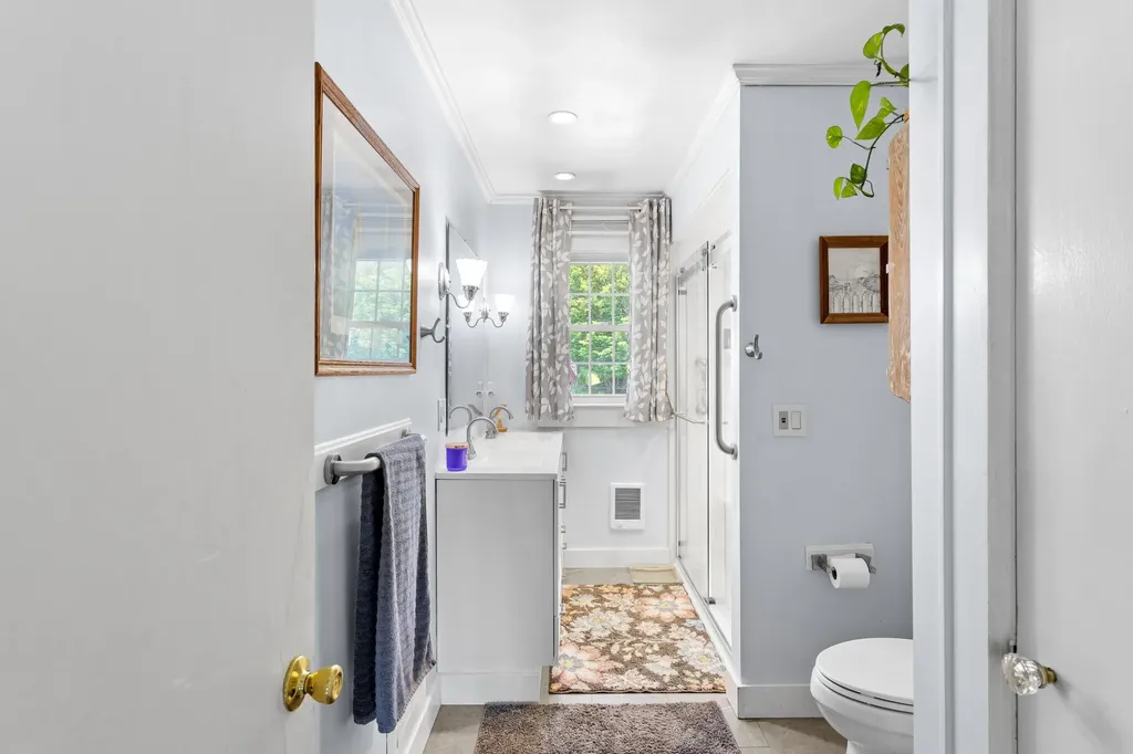 110 Pattee Hill Road Goffstown NH 03045